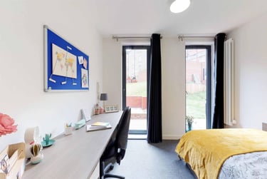 1 bed studio, West Park Place, Haymarket, Edinburgh, EH112EE - Image 4